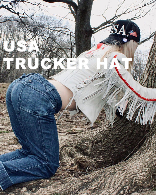 BLACK 𝐔𝐒𝐀 TRUCKER HAT